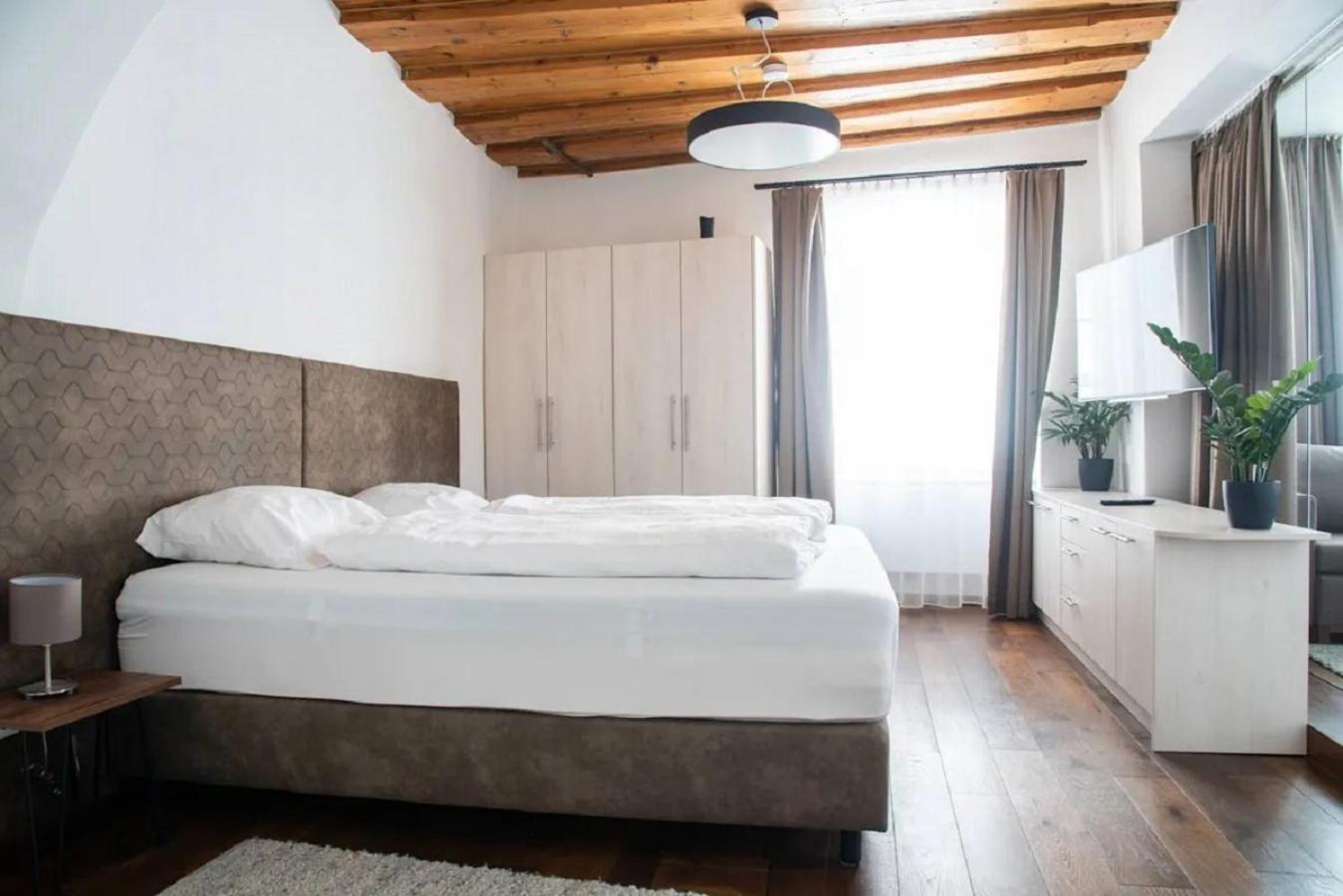 Goldene Pastete - Urban Luxury Apartments Graz Ngoại thất bức ảnh